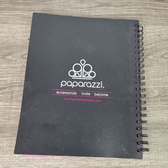 Paparazzi Party‎ Planner - Picture 9 of 9